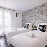 Lägenhet La Pause Franche - Familles Et Pros, Parking, 2 Sdb, 9 Pers *