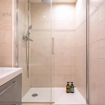 Appartement La Pause Franche - Familles Et Pros, Parking, 2 Sdb, 9 Pers Amiens